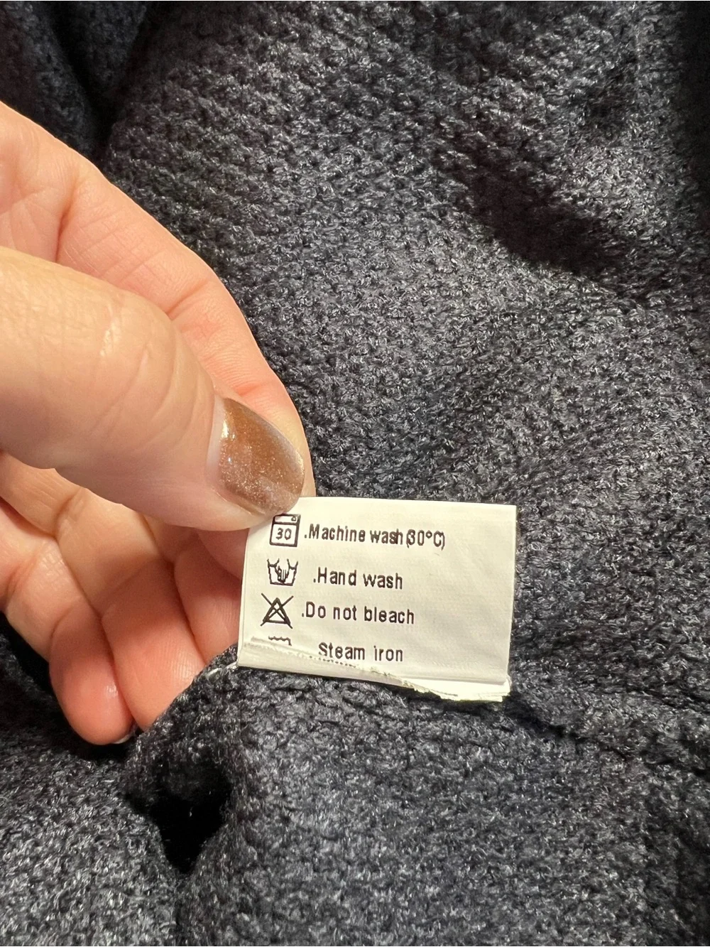 🆕 NWT Leani Gray Soft Knit High Low Sweater Size Small